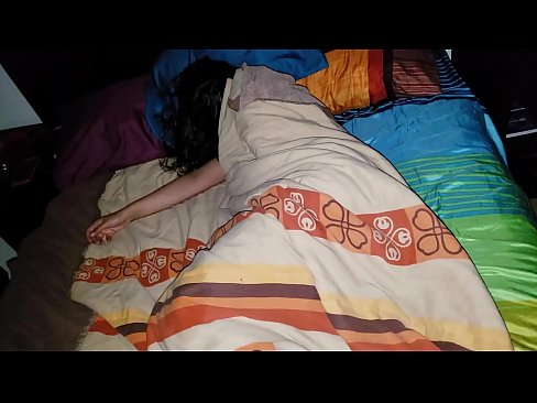 ❤️ Figliastro che rimprovera la sua giovane matrigna mentre lei dorme ☑ Video di sessoal it.xxx050890.ru ❌️